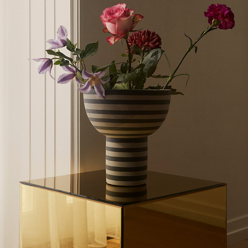 Mesa de apoio Bélang